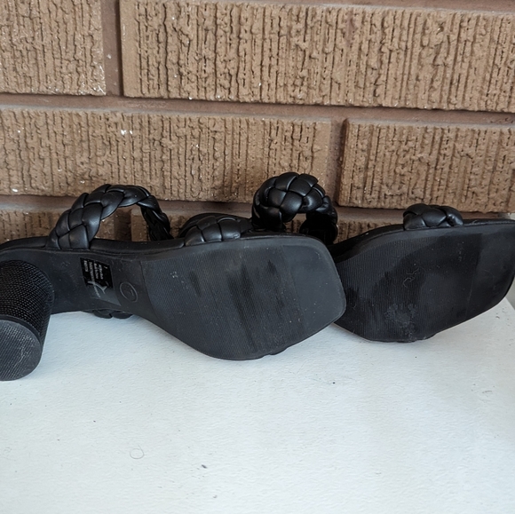 A New Day Black braided sandals - Picture 3 of 5